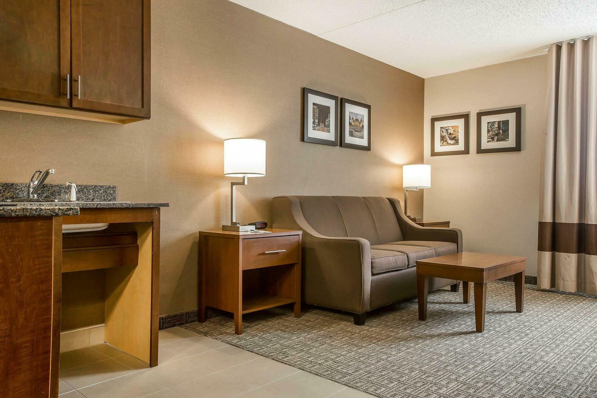 Comfort Inn Latham/Albany North Exterior photo